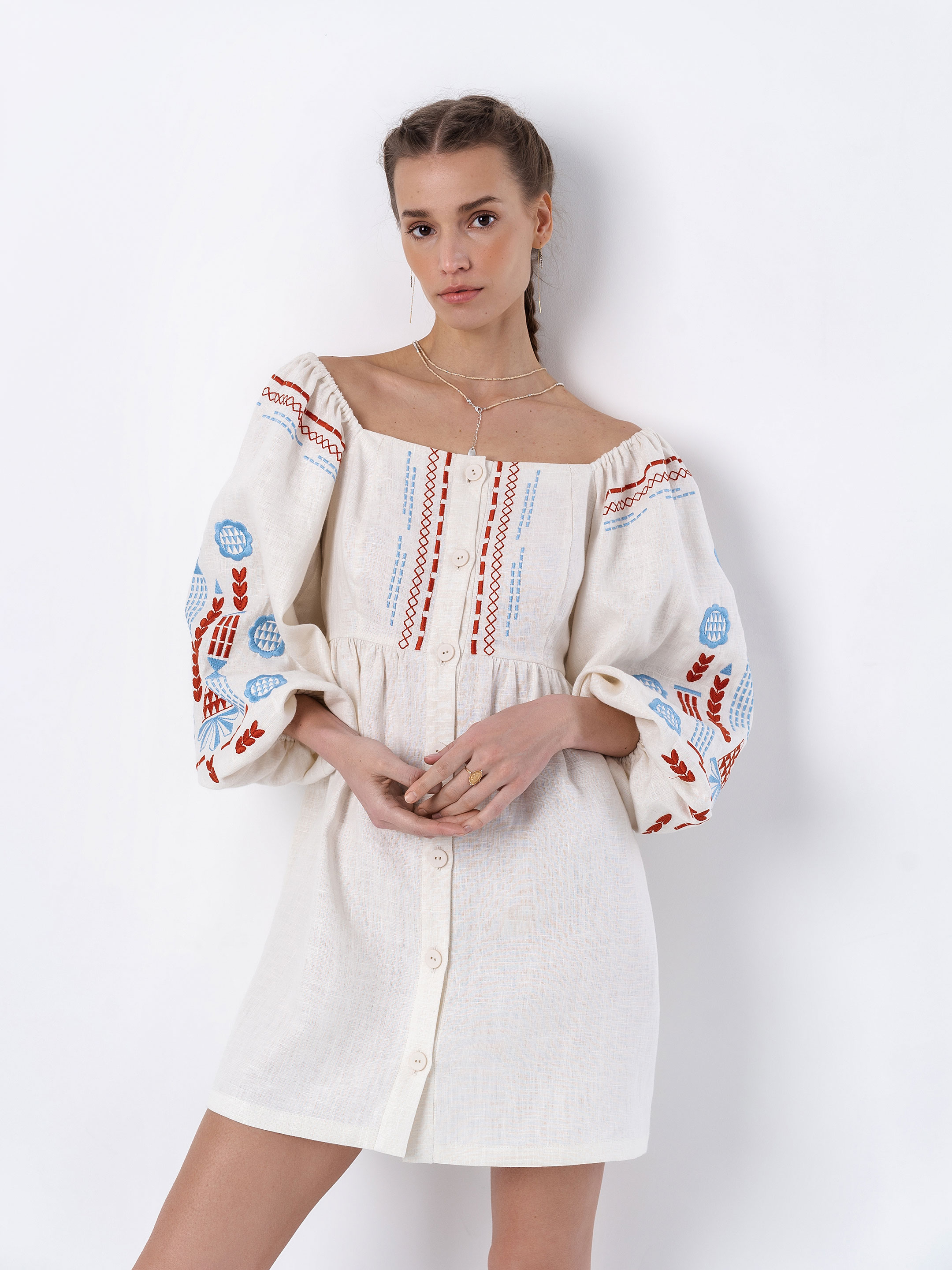 Лляна сукня з вишивкою молочного кольору Mozaika - фото 1