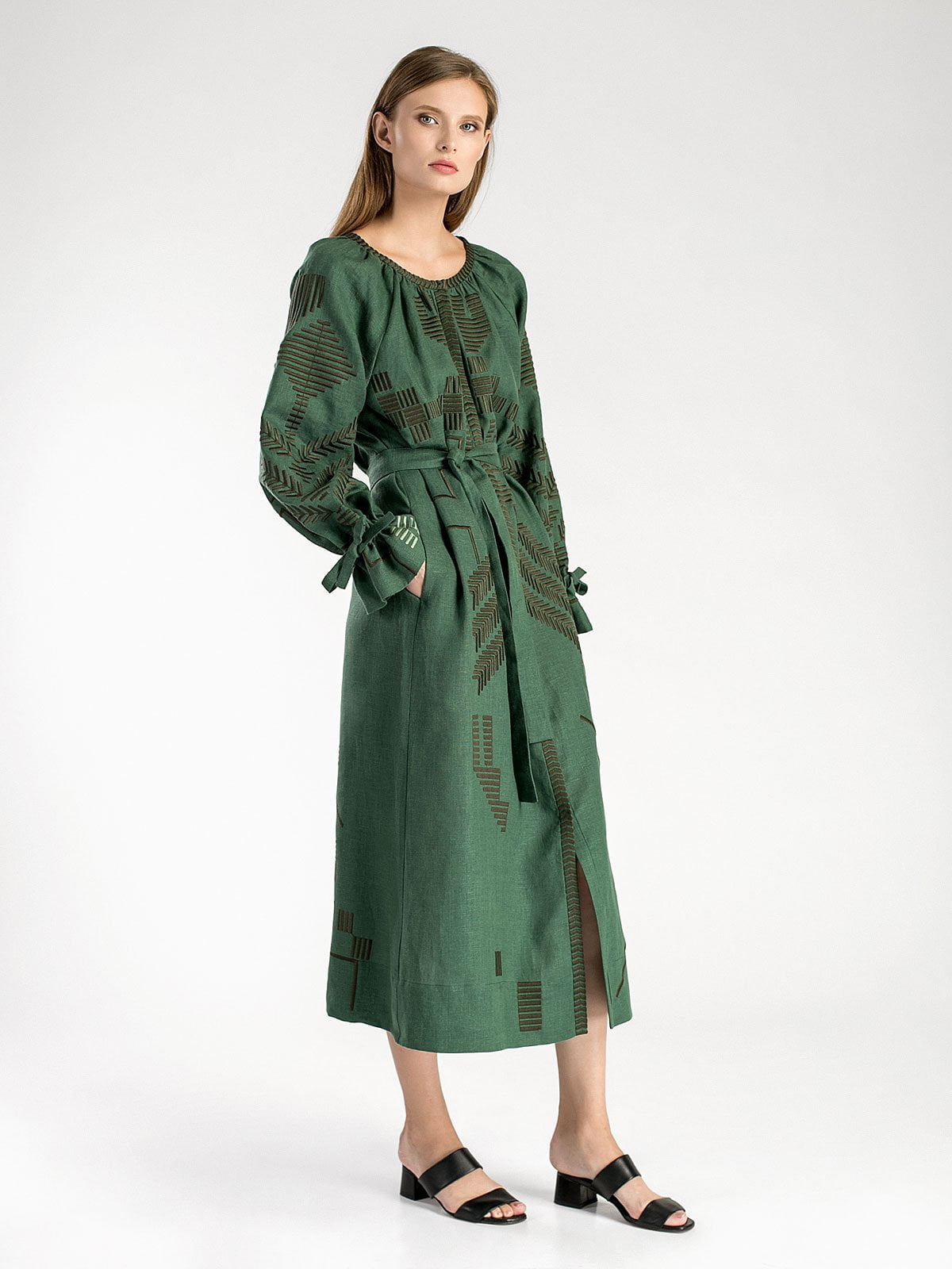 Зелена лляна сукня з геометричною вишивкою Borodina Dark - фото 1