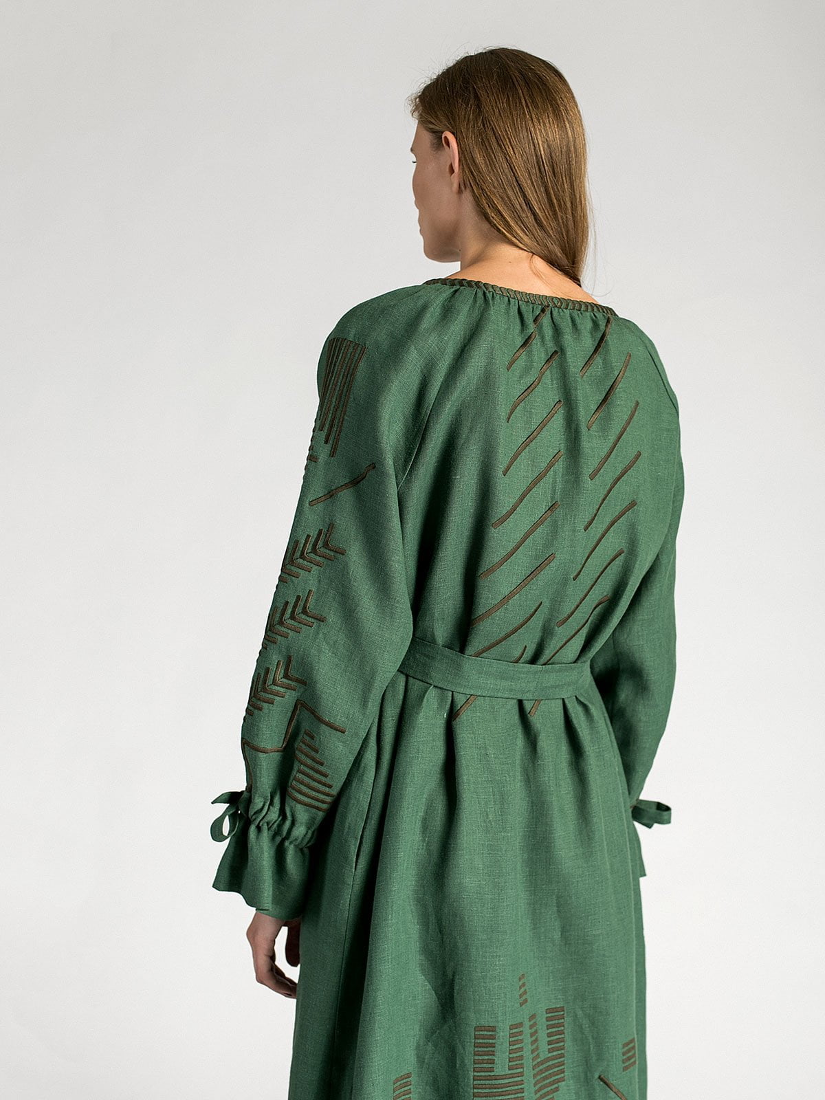 Зелена лляна сукня з геометричною вишивкою Borodina Dark - фото 2