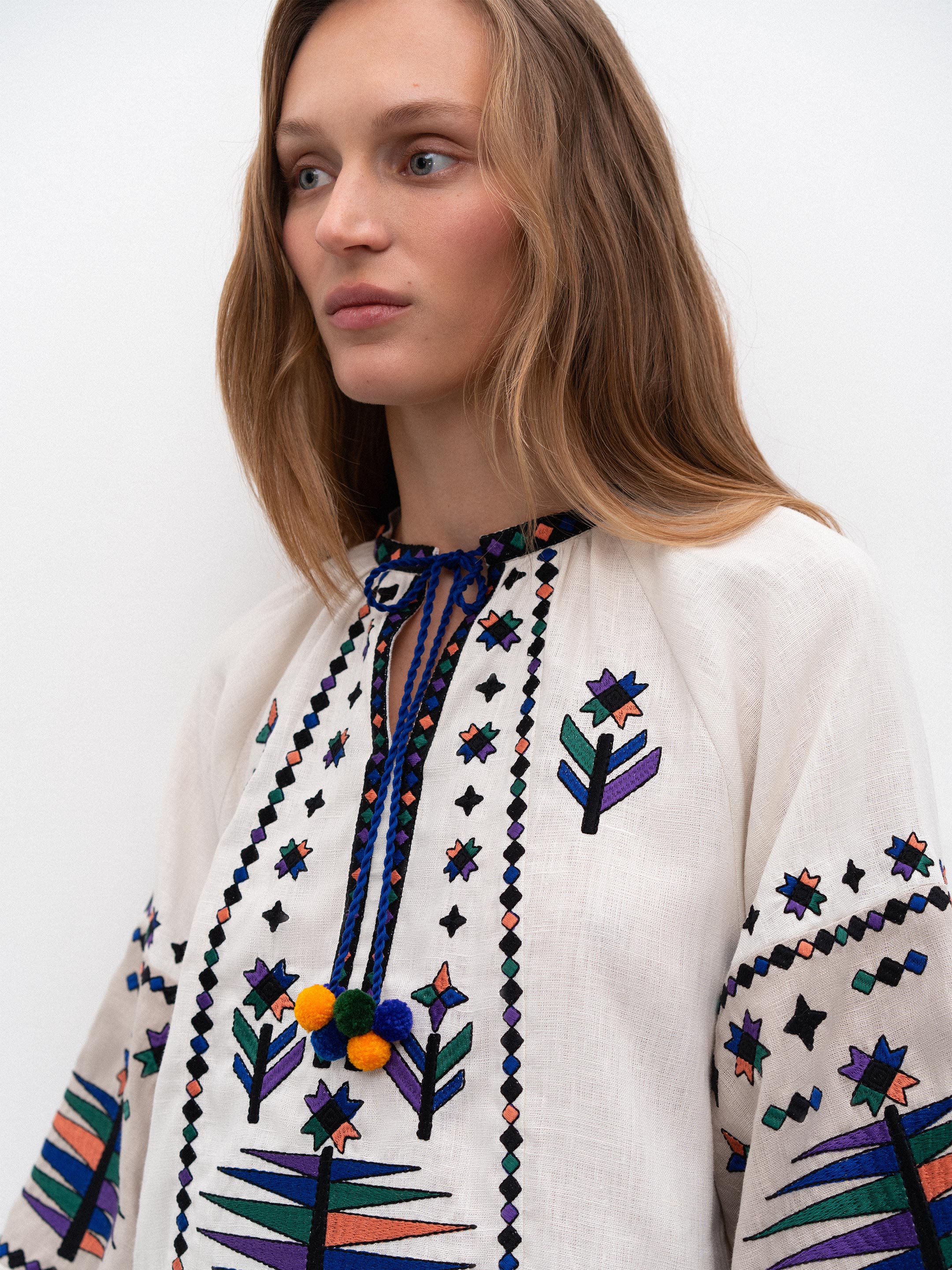 Жіноча вишиванка з геометричною вишивкою Melanka - фото 2