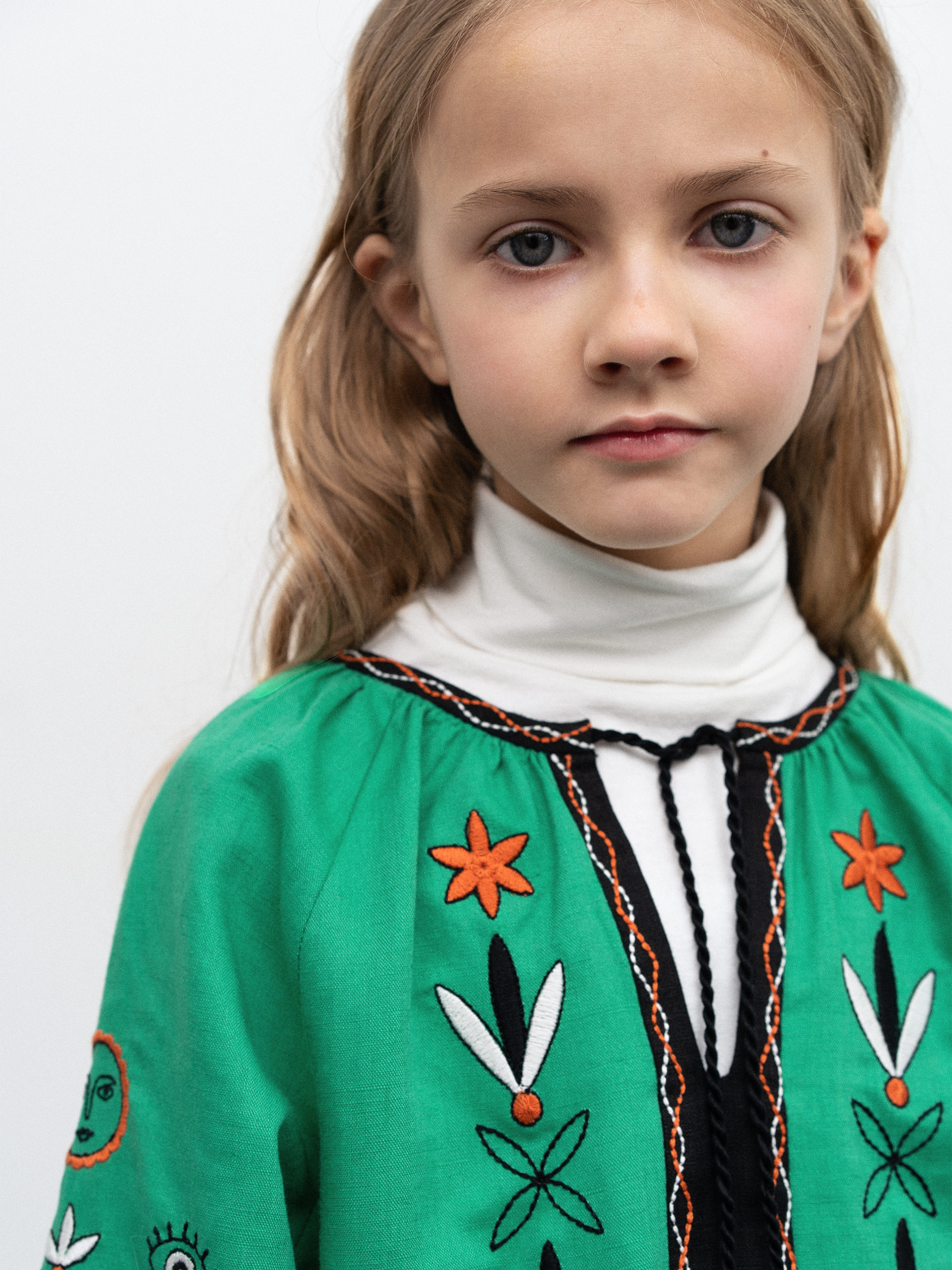 Дитяча сукня з вишивкою Divchyna Trostynka - фото 2